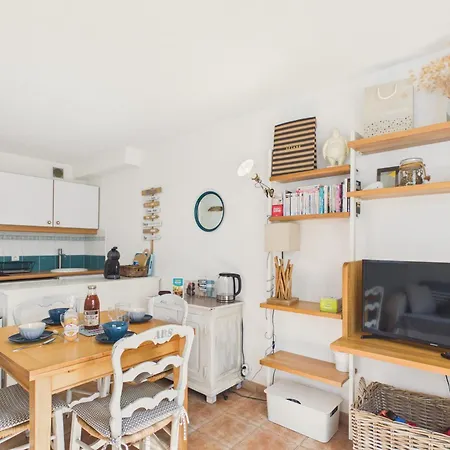 Pour 4, Piscine, Jardin&plancha Casa vacanze
