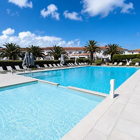 Sejour Pour 4, Piscine, Jardin & Plancha *