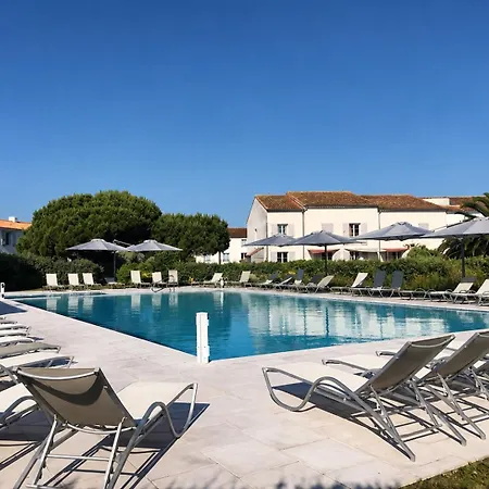 度假居 Sejour Pour 4, Piscine, Jardin & Plancha